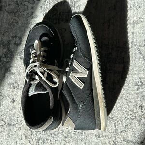 New Balance 501 tennis shoes